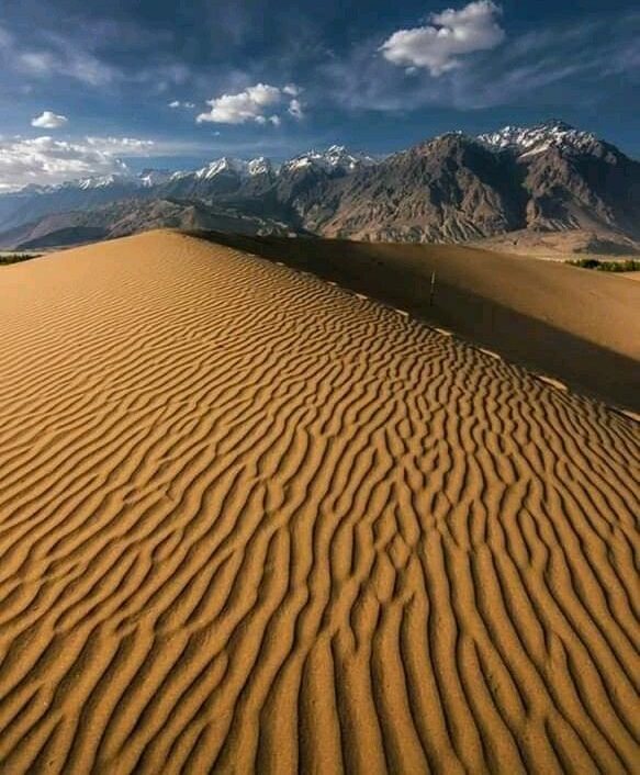 Top Places to Visit in Skardu